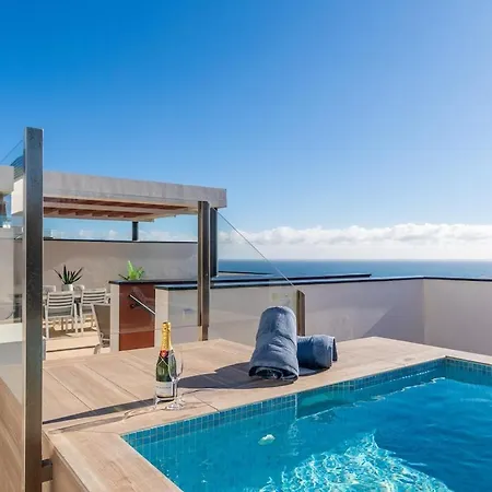 Stunning Penthouse -private Pool 아파트 *