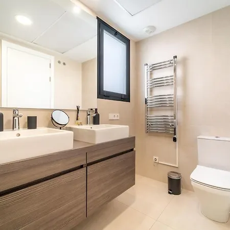 아파트 Stunning Penthouse -private Pool 푸엔히롤라